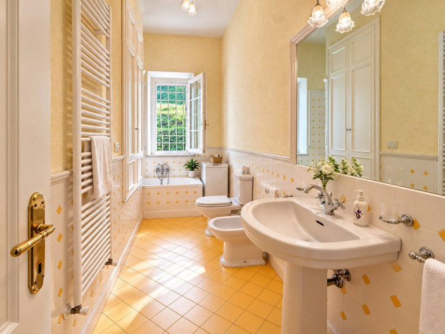 Villa in vendita a Pietrasanta