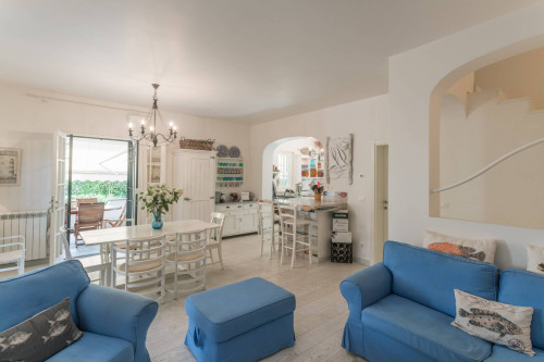 villa bifamiliare in affitto a Forte dei Marmi