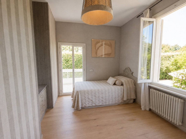 villa liberty s.detached for sale in Pietrasanta
