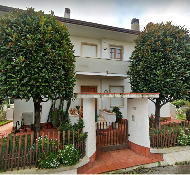 Casa indipendente in vendita a Giulianova (TE)