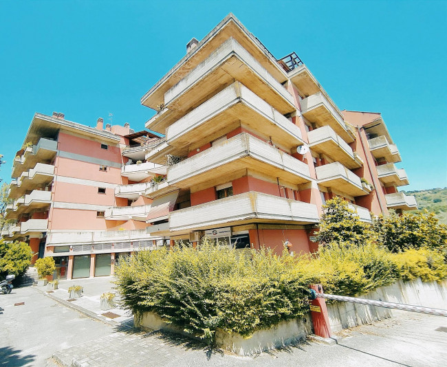 Locale Commerciale a Teramo