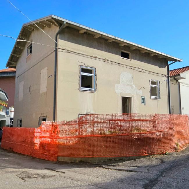 Casa indipendente a Teramo