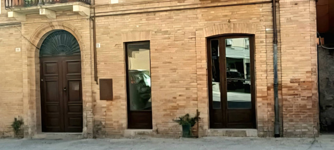 Locale Commerciale a Teramo