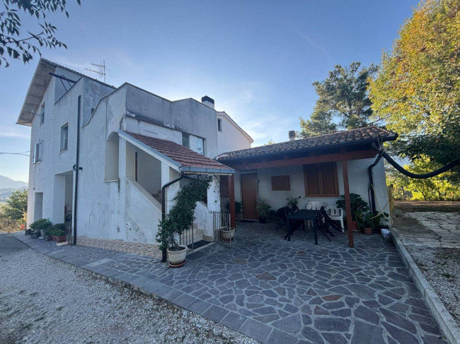 Bifamiliare a Teramo