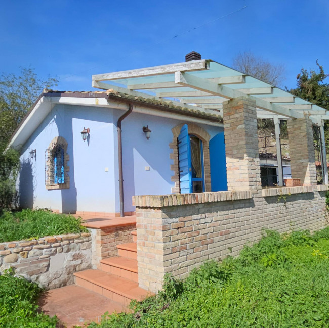 Casa indipendente a Teramo