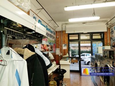 Locale commerciale a Roma