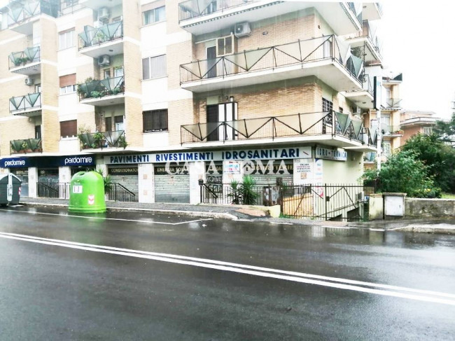 Locale commerciale a Roma