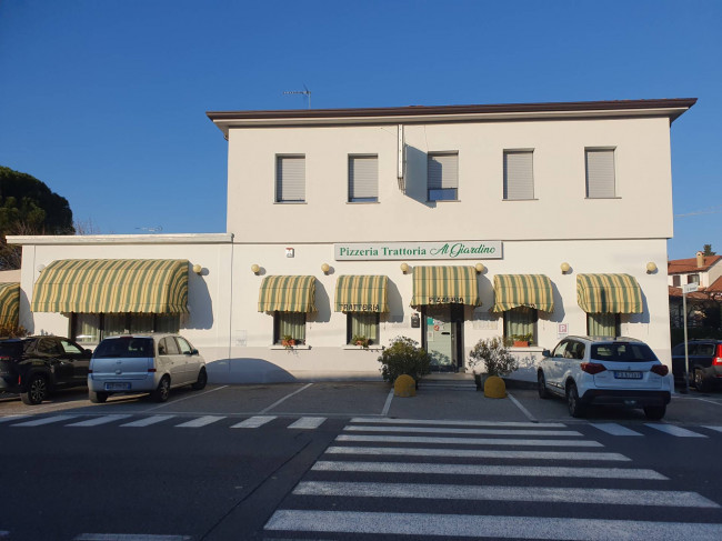 Ristorante-Trattoria-Pizzeria in Vendita a Monfalcone