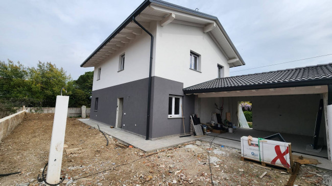 Villa singola in Vendita a Gorizia