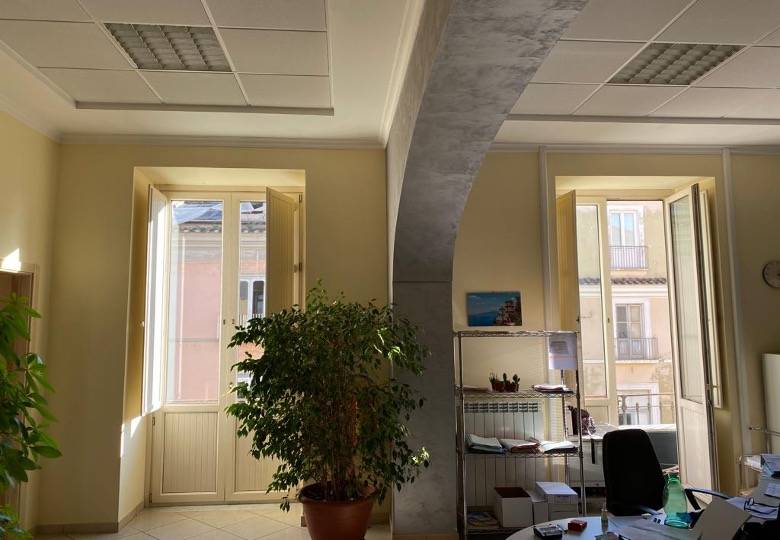 Ufficio - Loc.Com. CASERTA affitto    lmmobil?are Petrella srl