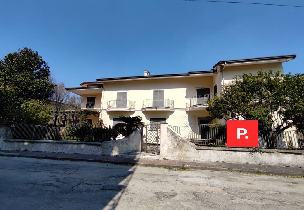 Villa in vendita a Santa Maria Capua Vetere (CE)