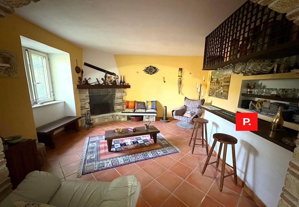 Casa indipendente in vendita a Castel Campagnano (CE)