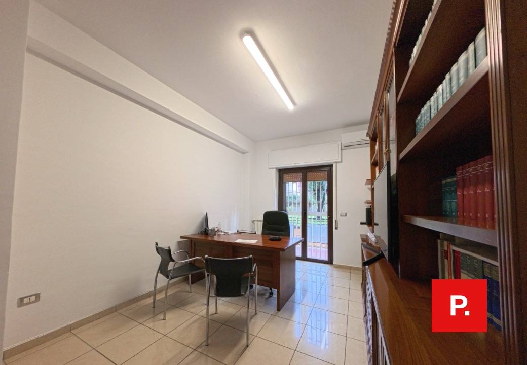 Ufficio in vendita a Caserta, Centro - foto 4