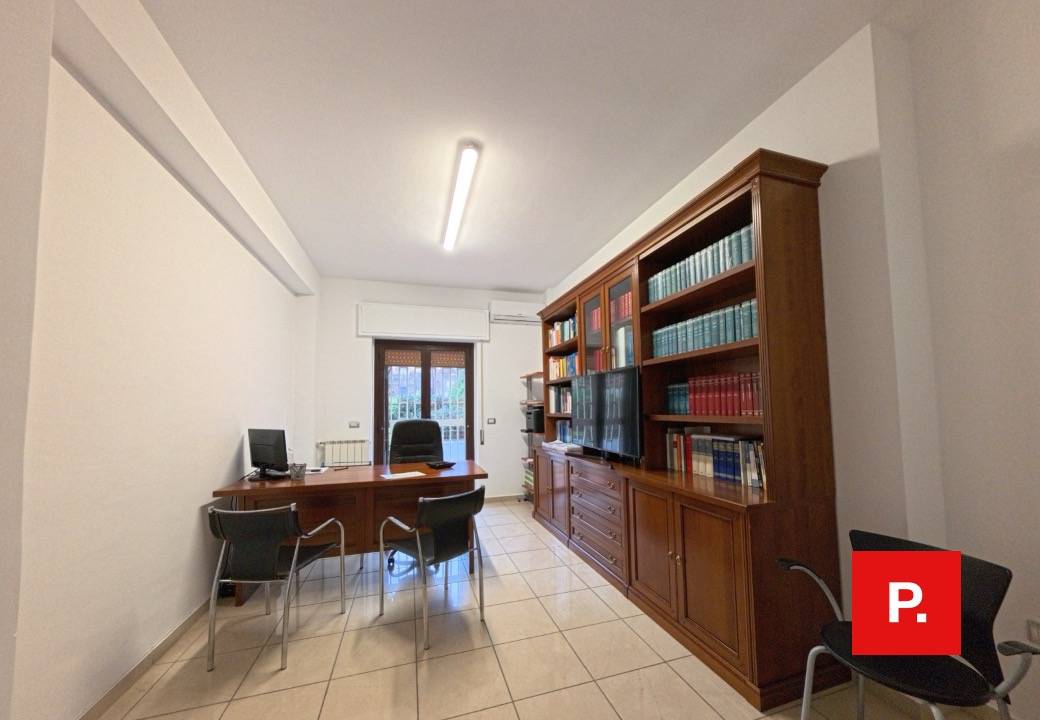 Ufficio in vendita a Caserta, Centro - foto 3