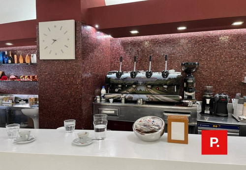 Attività commerciale in vendita a Caserta