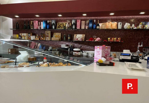 Attività commerciale in vendita a Caserta