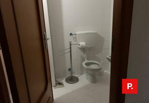 Locale commerciale in affitto a Sparanise