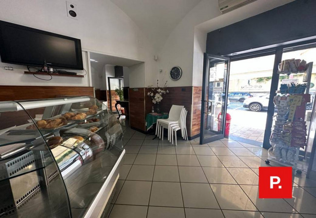 Attività commerciale in vendita a Caserta