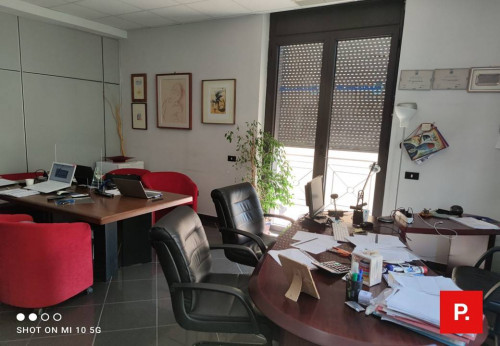 Ufficio in vendita a Caserta (CE)