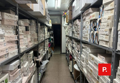 Locale commerciale in affitto a Caserta