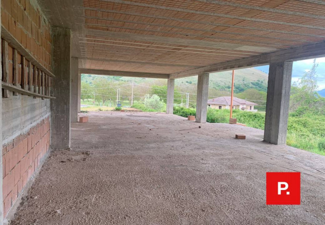 Casa singola in vendita a Castel Morrone