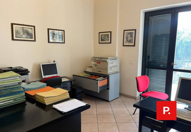 Ufficio in affitto a Caserta (CE)