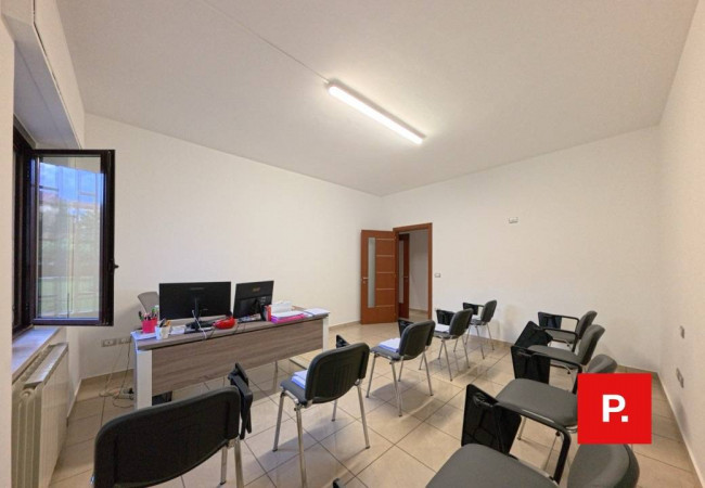 Studio/Ufficio in vendita a Caserta