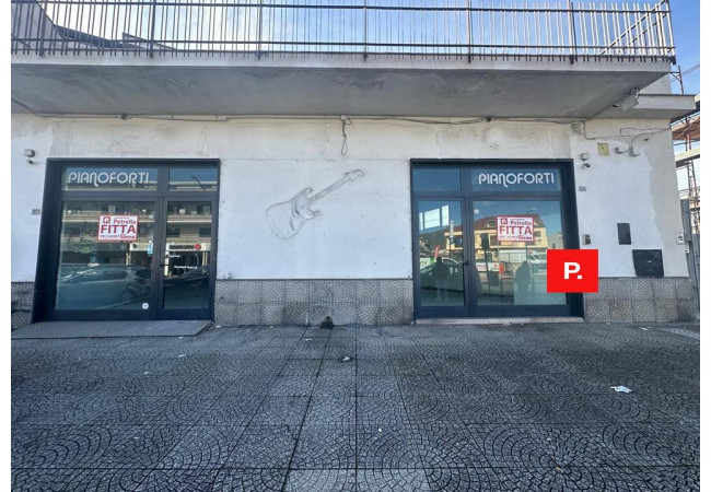 Locale commerciale in affitto a Curti