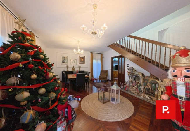 Villette a schiera in vendita a Caserta