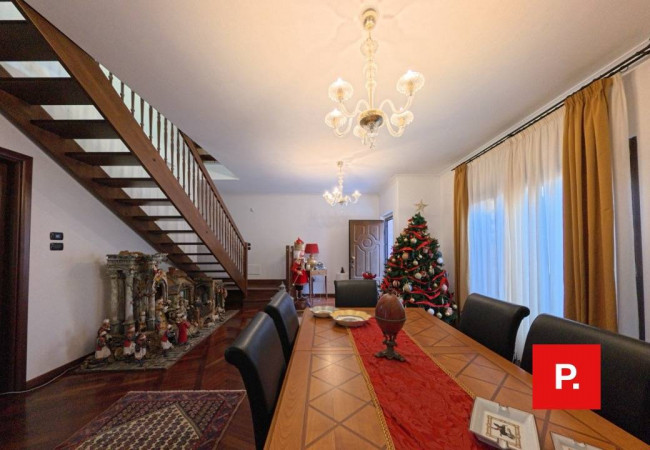 Villette a schiera in vendita a Caserta