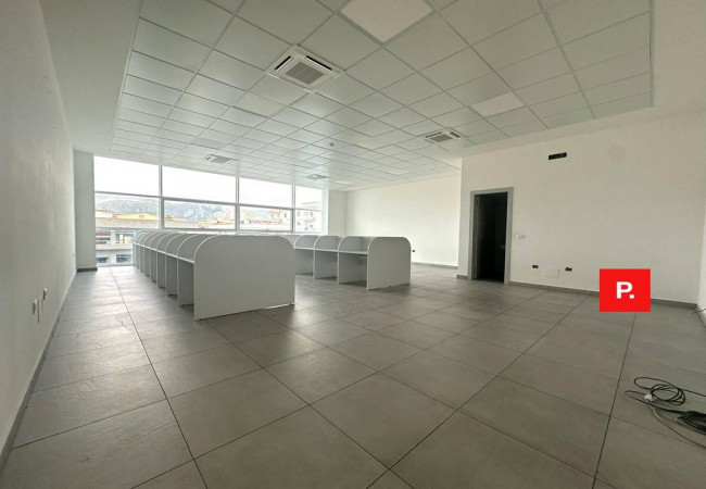 Studio/Ufficio in affitto a Curti