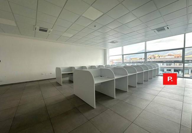 Studio/Ufficio in affitto a Curti