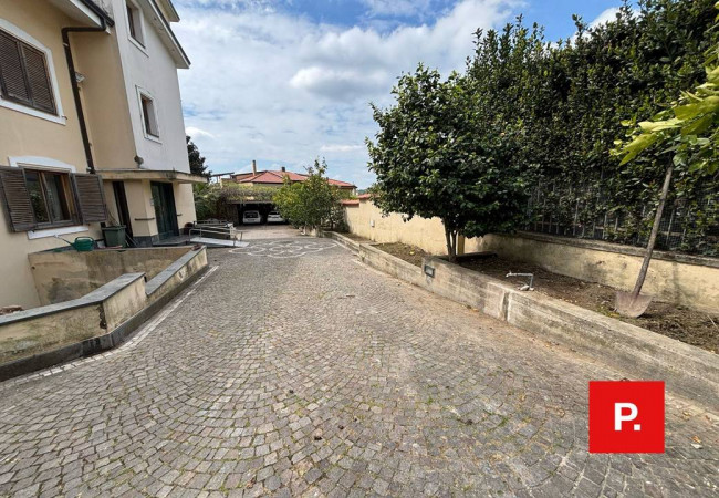 Villa in vendita a Caserta
