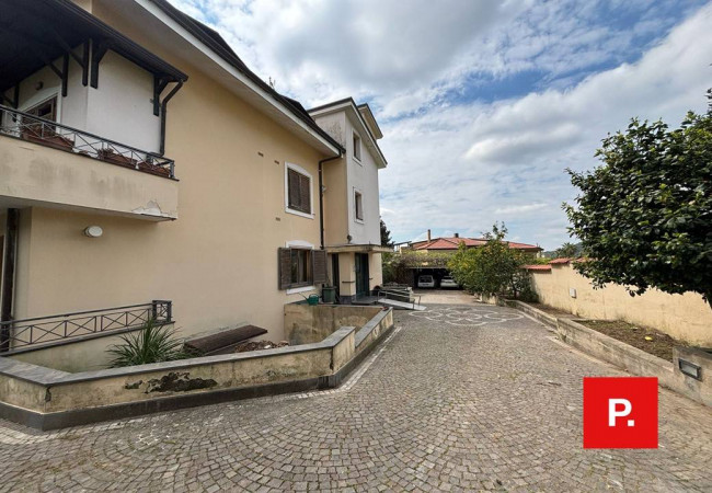 Villa in vendita a Caserta