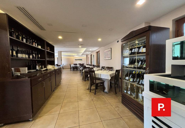 Attività commerciale in vendita a Caserta