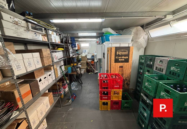 Attività commerciale in vendita a Caserta