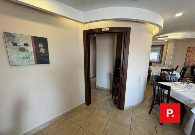 Attività commerciale in vendita a Caserta