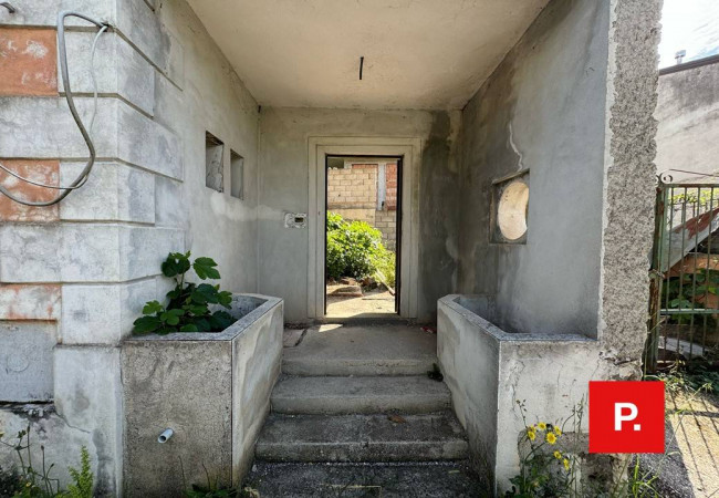 Casa singola in vendita a Castel Morrone