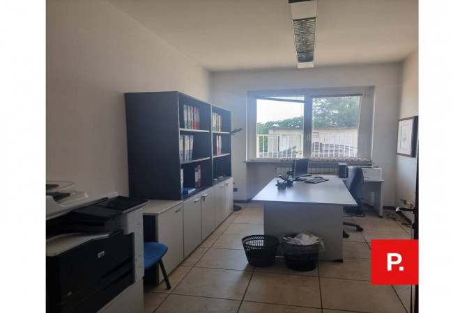 Capannone in vendita a Sannazzaro de' Burgondi