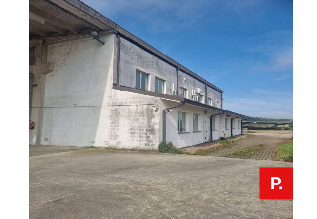 Capannone in vendita a Sannazzaro de' Burgondi