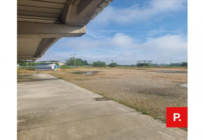 Capannone in vendita a Sannazzaro de' Burgondi