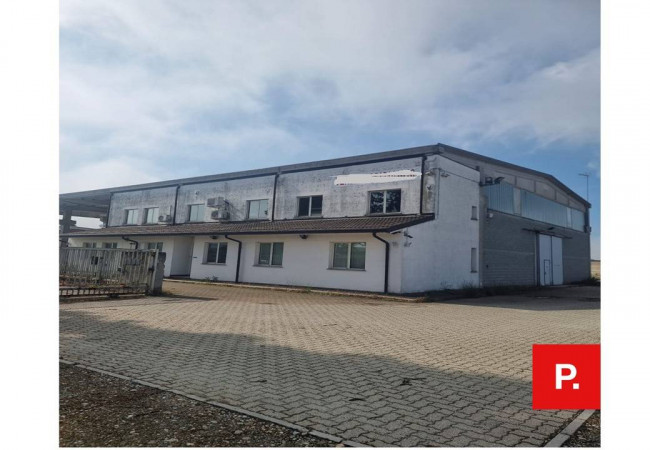 Capannone in vendita a Sannazzaro de' Burgondi