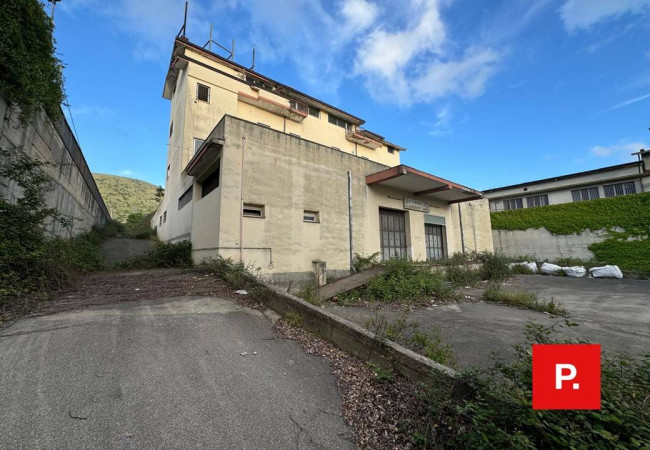 Casa singola in vendita a Caserta