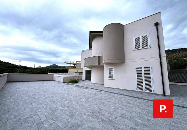 Villa in vendita a Caserta