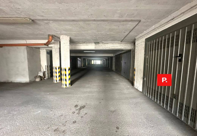 Box o garage in vendita a Santa Maria Capua Vetere