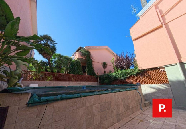 Villette a schiera in affitto a Caserta