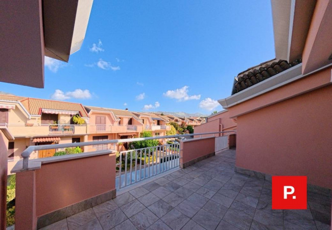 Villette a schiera in affitto a Caserta