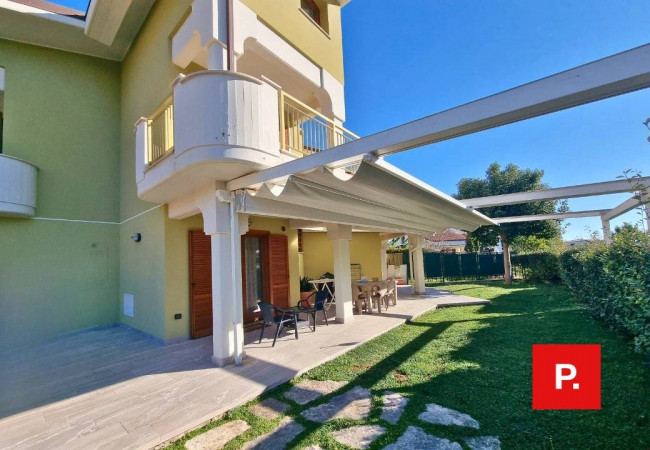 Villa in vendita a Formia