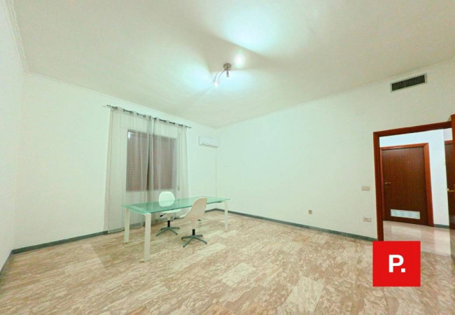 Studio/Ufficio in affitto a Santa Maria Capua Vetere