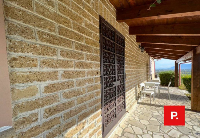 Villa in vendita a Ruviano